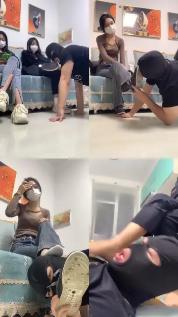 【精神小妹】双素人学生S-闻舔脏鞋原味棉袜