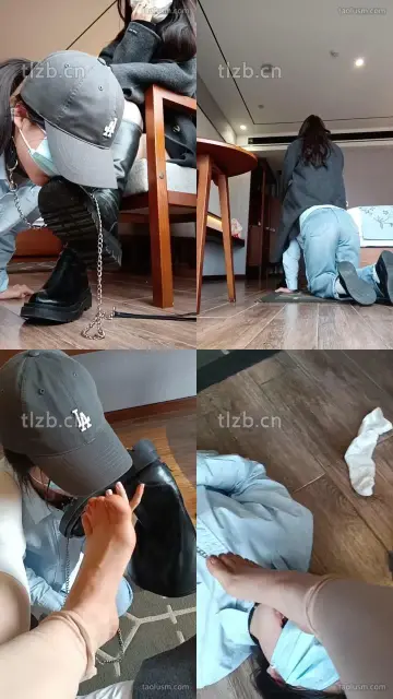 【爱可呀】学姐室友当母畜-舔靴底/吃闻臭袜/胯下坐垫羞辱