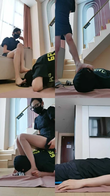 【皮皮】胯下羞辱/肉丝脚蹂躏/骑狗背