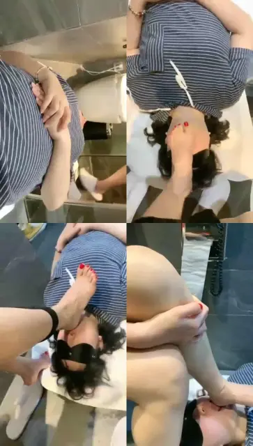 【歌迪丝】如厕 母狗来了 