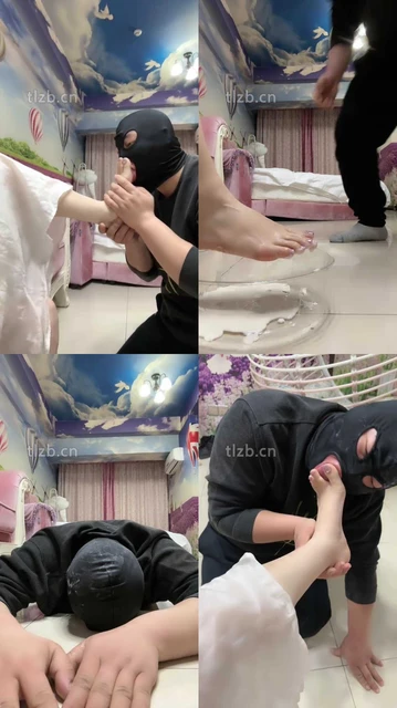 【婪】裸足脚踩水果喂酸奶