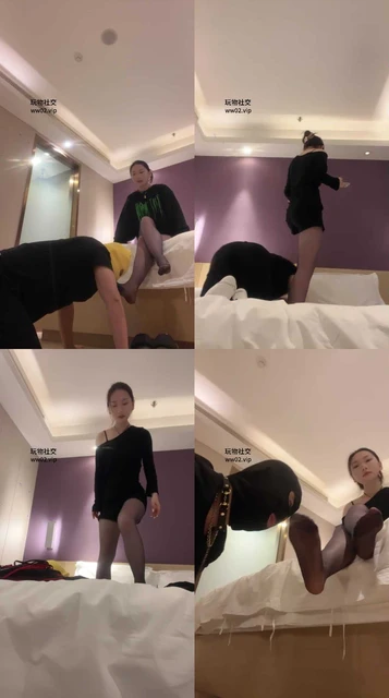 【吕雉大人】加官窒息/鞭打舔黑丝jio/转胯坐脸