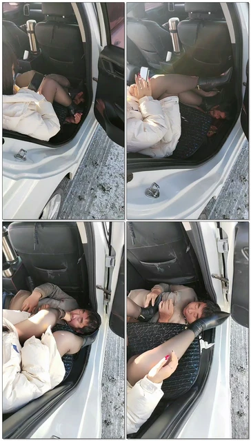 【沐颜s】老狗做脚垫，吃红金