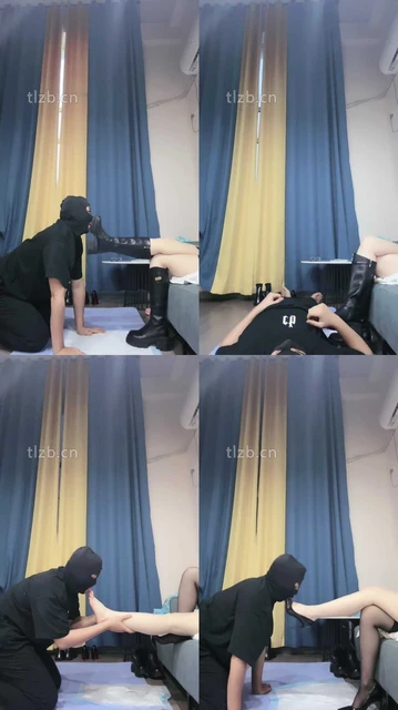 【不期而遇】学生狗迷恋长靴-高跟深喉/闻屁/遇到女朋友查岗