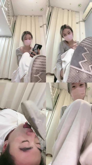 【时颜】坐脸窒息/舔超脏小白鞋/裸足白袜辱