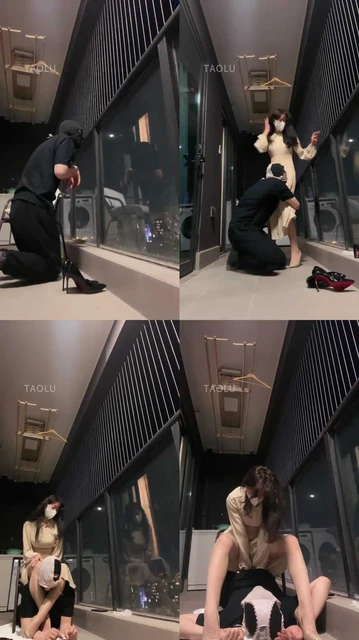 【禾未】Tj-阳台玩狗 狠拧狗耳朵