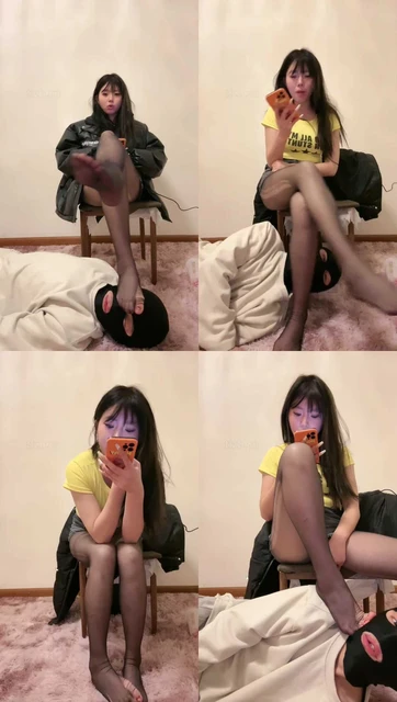 【妈咪酱】深夜黑丝美腿踩绿帽男友