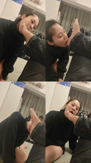 【判官】母狗-吮吸原味裸足