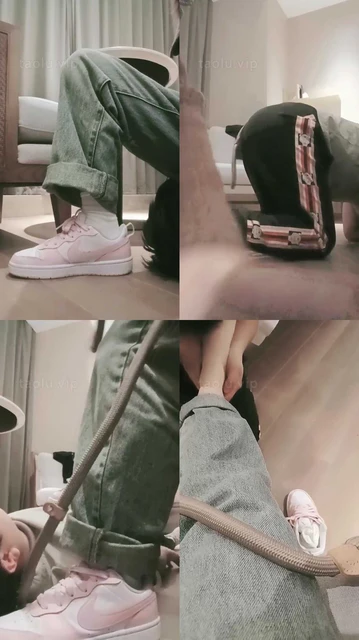 【陌初】狗链遛狗/运动鞋踩踏/白袜脚闻舔