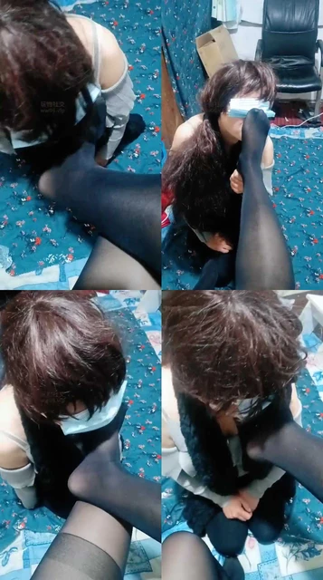 【伪娘和人妻】奖励变装奴闻舔灰丝臭脚