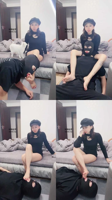 【墨S】纹身女神裸足恋足舔