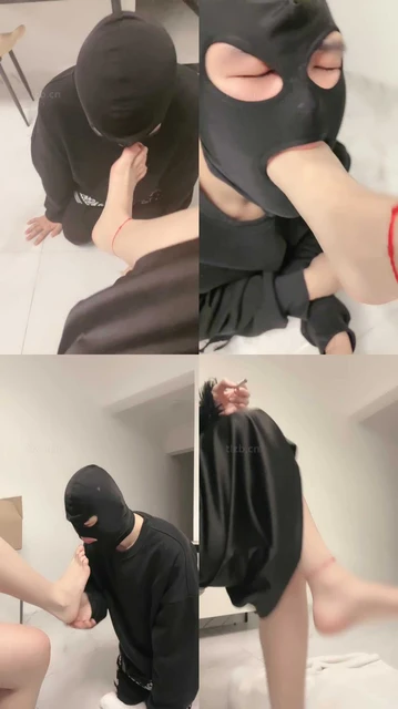 【三娘】下贱奴非要舔脚才能骚起来