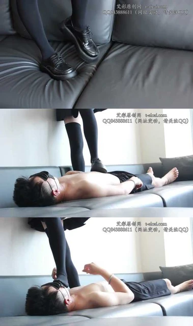 【黑丝诱惑】【晓熊】素人篇：幼儿园美术老师晓熊原味脏鞋踩床踩沙发全体重踩奴