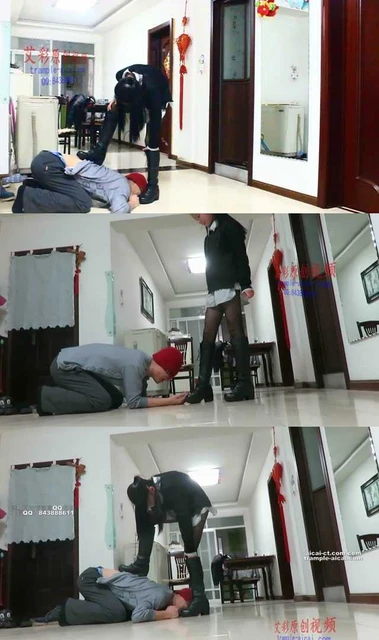 【小黑屋】萝莉侑主制服劫逼迫其舔鞋践踏全身长靴遛狗羞辱！