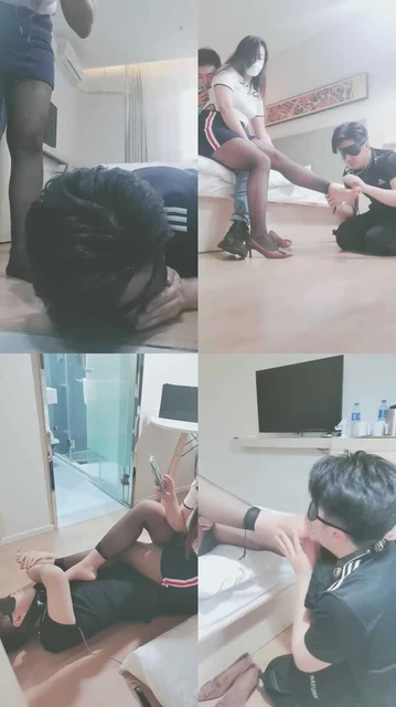 【小欣欣】情侣主辱绿帽-骑马坐垫/舔臭脚踩踏