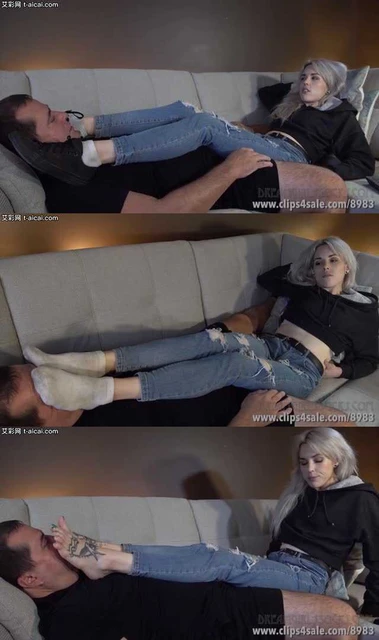 【欧美女王】DG-这袜子够味!漂亮太妹Sadie帆布鞋臭棉袜脚底都穿黑了鞋窝都是汗