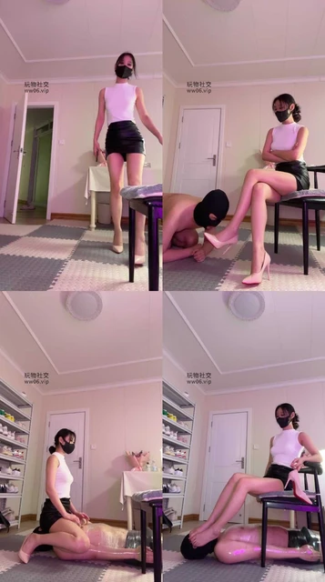 【猫神大人】保鲜膜缠绕 舔脚 舔鞋