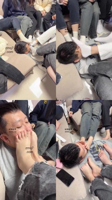 【精神小妹】强制闻脚