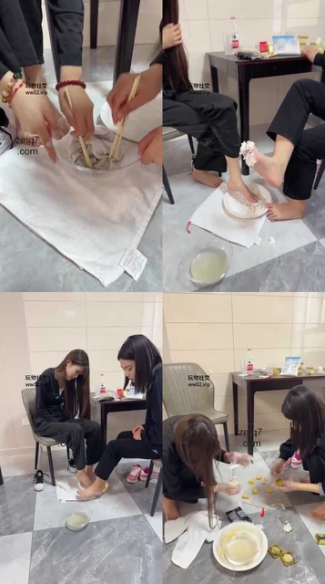 【精神小妹】脚汗月饼