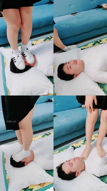 【萌宝儿】踩脸专场 白色板鞋 白棉袜 裸足