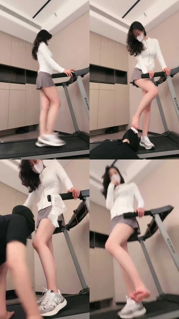 【禾未】运动白棉袜 极度羞辱 脚奴吸女主人的原味上瘾