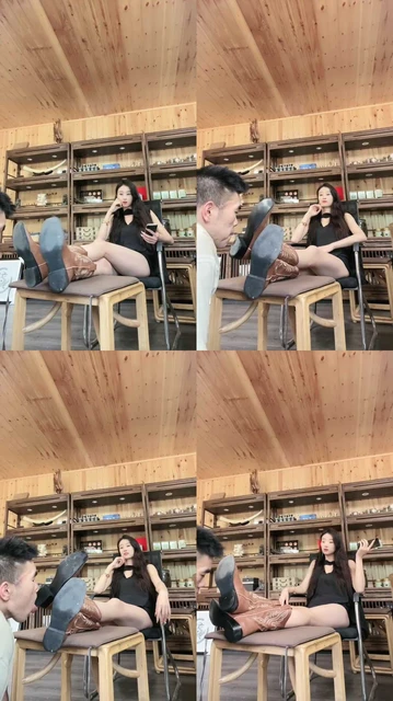 【沅芷】家奴用嘴清理女主人的靴子