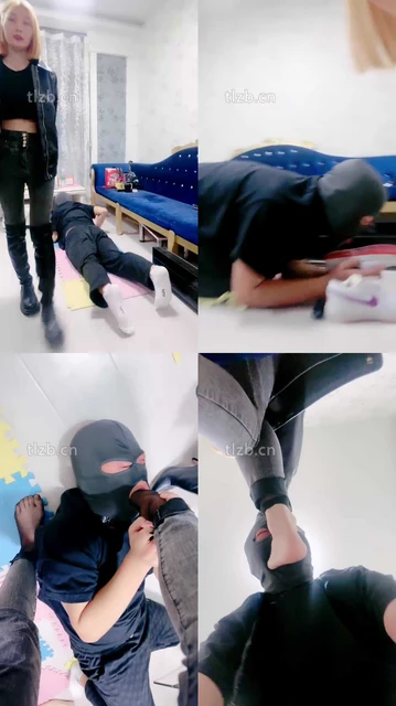 【兔兔大大】骑马爬行/舔脏鞋底/鞭打/踩踏/闻臭脚