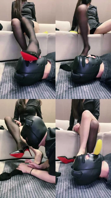 【琪琪大人】黑丝踩废狗奴/香蕉插嘴