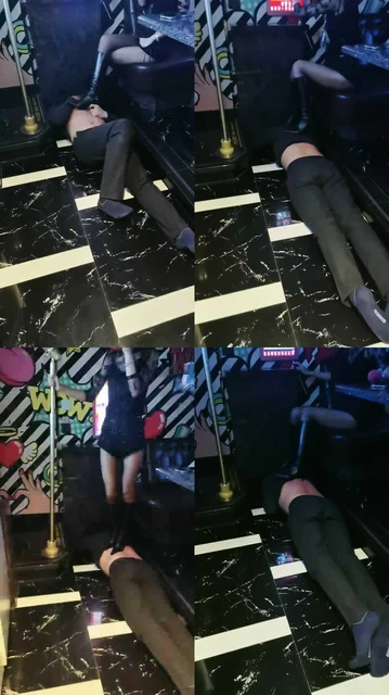 【东方女神】KTV长靴踩踏/舔长靴