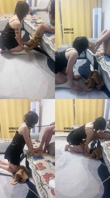 【司黎里】闺蜜犬-碾压狗爪/抽耳光/骑马狗爬/裸足插嘴