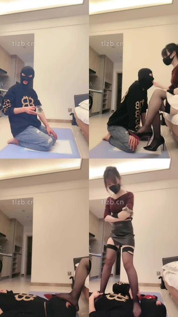 【不期而遇】闻舔黑丝脚/踩踏/强制圣水虐小白狗