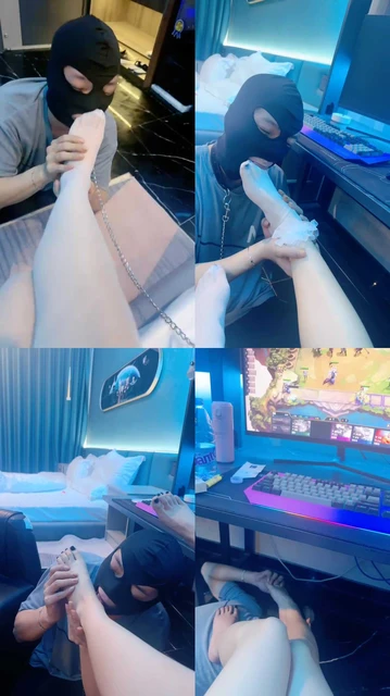 【然然】ATM上贡狗求舔白丝/赏赐圣水