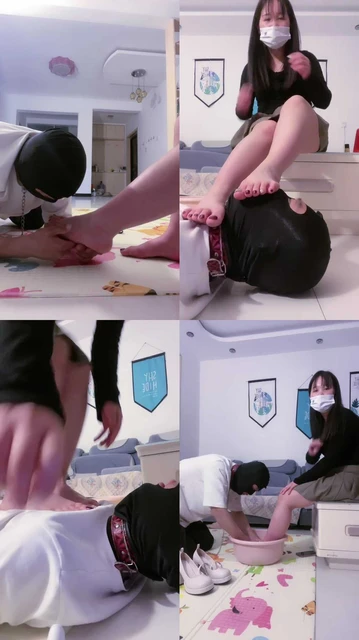 【蔓哥】双狗-学生主裸足恋足调