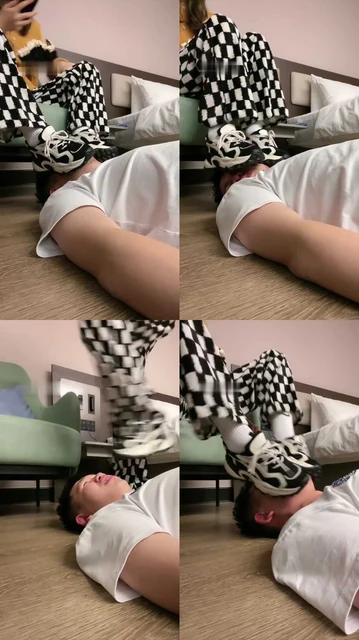 【晨希】把狗脸当脚垫踩哭【完整版】