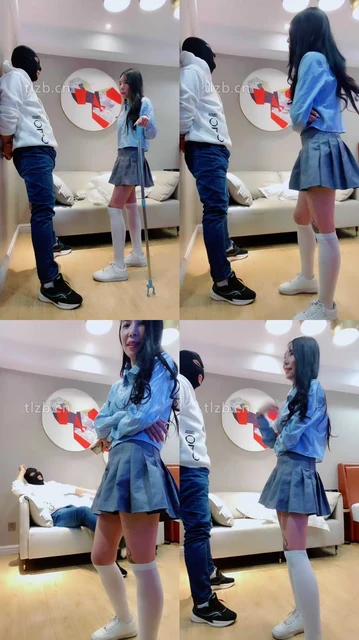 【陈甜女帝】小白鞋白丝-重度连环提档/鞭打/踩踏喂圣水