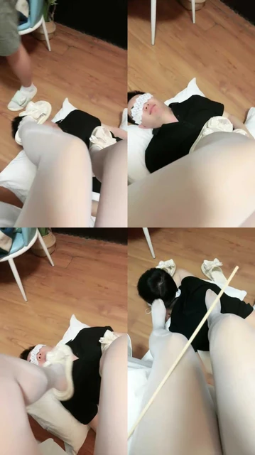 【桃樱樱】脏拖鞋白丝全体重踩踏