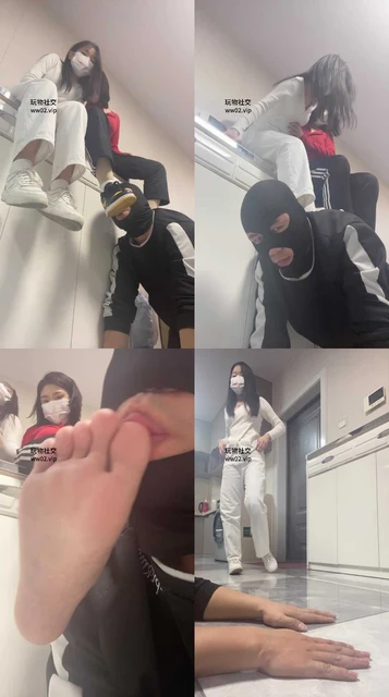 【精神小妹】双S-居高临下舔脏鞋底白袜