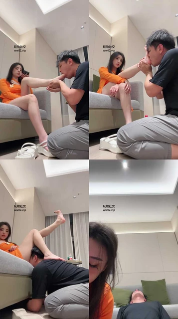 【反差楠熙】原味裸足恋足深喉/香水控制/坐脸窒息