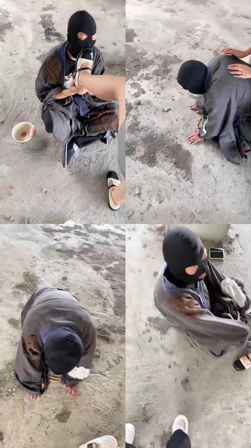 【精神小妹】3S学生主户外暴虐乞丐/踢踹踩跺/脚喂食