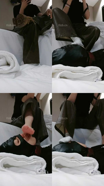 【玥野兔】舔闻短靴-超臭白棉袜裸足