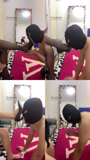 【北京月上s】高跟黑丝插狗嘴专场