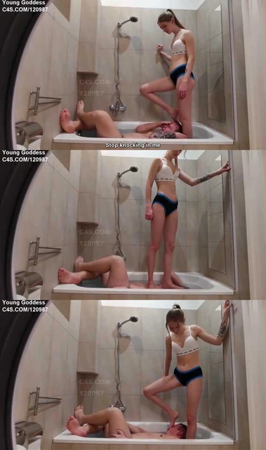 【欧美女王】[young-goddess浴缸玩男人系列二]美脚插着他嘴把他踩入水里