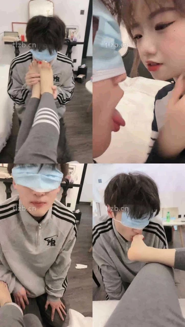 【可儿女王】品尝脚趾缝/脚喂食