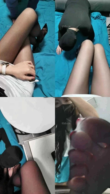 【皮皮】邻居小弟偷闻臭鞋被发现