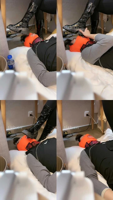 【玥野兔】桌底视角-长靴黑棉袜踩狗