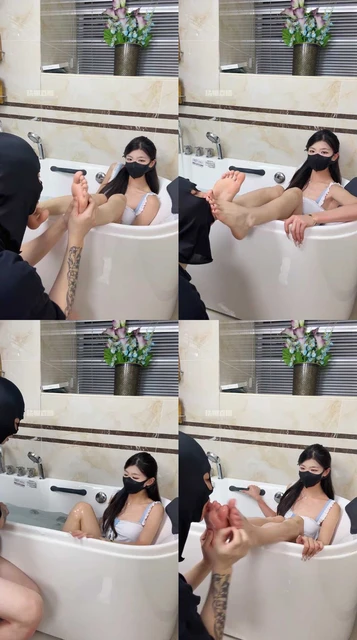 【酥酥八】调教家奴浴缸服侍