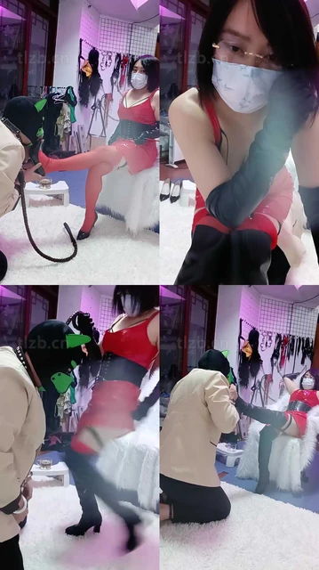 【南京冰女王】耳光/骑马/转胯/圣水虐小贱狗