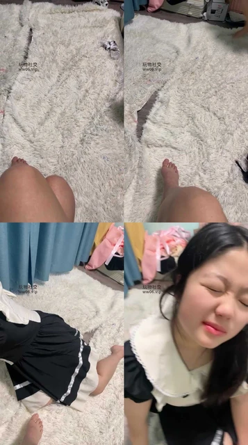 【白兔】母畜-闻高跟/喝圣水/抽耳光/伺候沐足