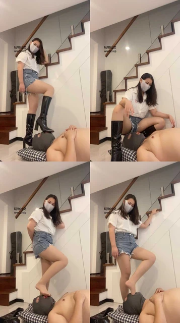 【素人星探】高跟长靴踩踏地毯奴