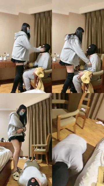 【桃子ya】高跟靴踢飞狗d/堵嘴强制